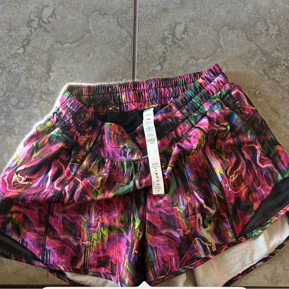 Lululemon shorts sz 4